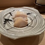 佐野鮨 - 帆立の貝柱　帆立の肝