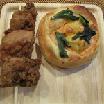 ペンギンベーカリー - 料理写真:北海道名物！ザンギ串、菜の花と明太じゃがバター