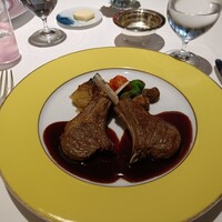 シェ・イノ - 