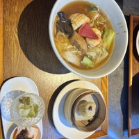 正宗広東私房菜サワダ 梅田エスト店 -  正宗広東私房菜サワダ 梅田エスト店 -