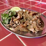 TRES CLUB - ラム肉のクミン焼き