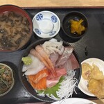 港食堂 - 海鮮丼