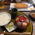 豚かつ専門 とんとん - 