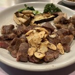 マルオン - ミディアムで（脂も美味い）