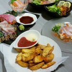 隠れ家個室居酒屋 囲い屋 - 