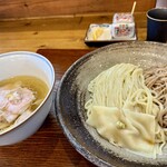 Ramen FeeL - つけ麺（塩）　最高の麺とつけ汁！