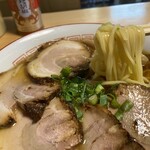 ラーメンきくや - 料理写真: