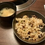 炭火焼ステーキ 但馬 - ガーリックライス