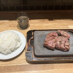 ステーキ屋 松 - 来ました！