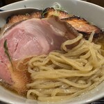 麺 みつヰ - 細麺を露わに