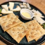 原価ビストロチーズプラス - 