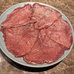 肉の一頭 - 