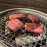 肉の一頭 - 