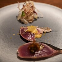 東麻布 いと - 鰹の叩き 日向夏マスタードソース