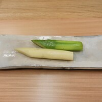 柚木元 - 朝採れアスパラガス根っこ炭火焼き