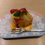 是しん - 果物のゼリー寄せ