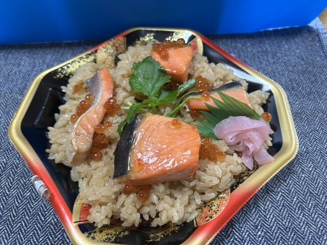 ウジエスーパー 塩釜店 - 東塩釜（コンビニ・スーパー）の写真