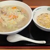 日高屋 小田急マルシェ伊勢原店