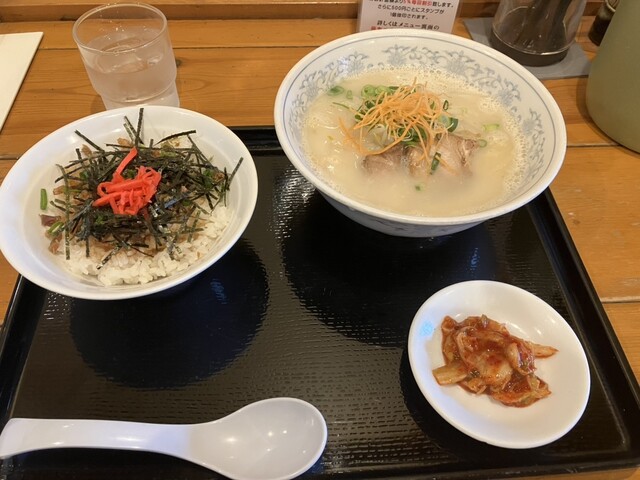 Kyushu Ramen Genchan photo