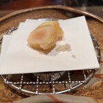 天ぷら 銀座おのでら - ホタテ（トリュフ塩）