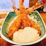鎗屋町 つぶらや - エビフライ3本