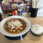 麻婆ラーメン専門店 金の龍 滝沢室小路店 - 