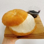 ブーランジェリーアヴォロンテ - クリームチーズたっぷり！