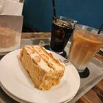 マムーニア - 
