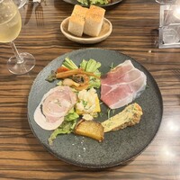 エビスエスクラッシコ - 前菜の盛り合わせ（全部うまい）