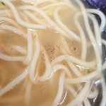 琉華食堂 - 車なので念のためビバーチのみで
      独特の香りですが、ソーキそばに合います