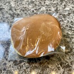 うさぎや - どら焼き(1個)  ¥240-(税込)