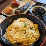 めしや食堂 - 料理写真: