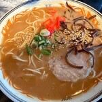 白浜食堂 - 料理写真:ラーメン 750円
