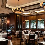 ウルフギャング・ステーキハウス シグニチャー - 