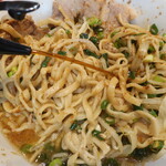 ラーメン二郎 - 赤酢投入～♪