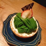 47 - 苺と抹茶モンブランタルト