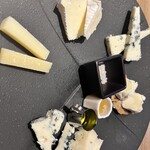 アトリエ・ド・フロマージュ - 6種のチーズ盛り