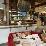 ひがしやまマーケット BREAD＆DELI - 