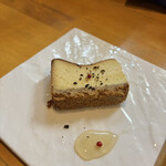 Bistro Pas a pas - ロックフォールチーズケーキ