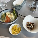 和牛レストラン ふゆさと - サラダ、小鉢