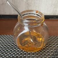 オステリア ブッビーノ - 辛味オイル
