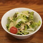 盛盛亭 - 実家と同じドレッシングだた