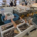 Queen's Mart ヤオマサ - 店内