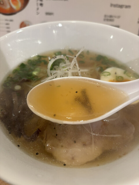 松寛商店 - 本八戸（ラーメン）の写真