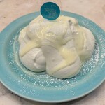 横浜スパゲティ アンド カフェ - 究極の生クリームのふわとろシフォンケーキ　　　　　　　990円(税込)