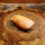 鮨 奥 - あいなめ昆布締め