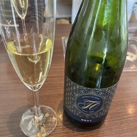 キッチンボンノ 桜木町 - スパークリングワイン