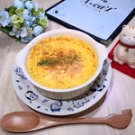 猫ダイニングＡ・caT - 「長芋とチーズのふわとろ焼き」すりおろした長芋にチーズを加えオーブンで焼き上げます。熱いうちにお召し上がりください。