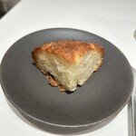 Ristorante Ecru - 自家製フォカッチャ