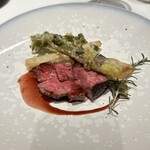 Ristorante Ecru - 常陸牛赤ワインソース タラの芽のフリット、山ウドのフリット
